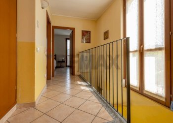 Hall / corridoio - Villa via Binda
 
19, Besozzo - foto 11
