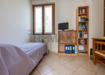 Camera / camera da letto - Villa via Binda
 
19, Besozzo - foto 19