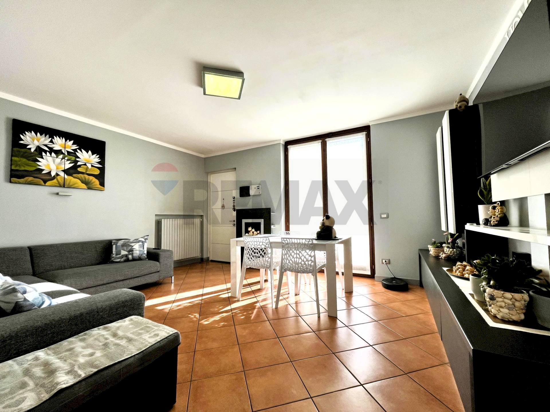 Sala da pranzo - Apartment Via Tonale
 
99, Varese - photo 2