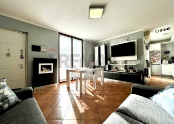 Sala da pranzo - Appartamento Via Tonale
 
99, Varese - foto 3