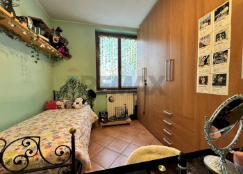 Camera / camera da letto - Appartamento Via Tonale
 
99, Varese - foto 27