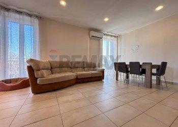 Sala da pranzo - Trilocale via G. Matteotti
 
83, Arcisate - foto 4