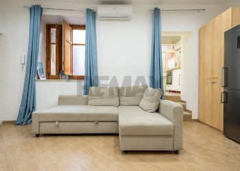 Living con divano letto due posti - Appartamento Vicolo dei Calzonai
 
13, Palermo - foto 8