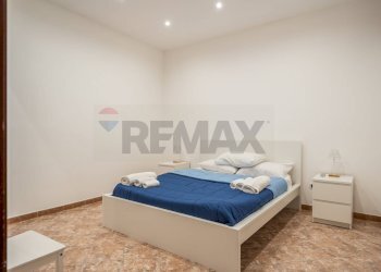 Camera con letto matrimoniale - Appartamento Vicolo dei Calzonai
 
13, Palermo - foto 41