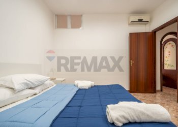 camera con letto matrimoniale - Appartamento Vicolo dei Calzonai
 
13, Palermo - foto 45