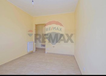 Stanza vuota - Monolocale Via Antonino Barbara
 
1, Caltagirone - foto 6