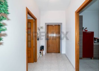 Hall / corridoio - Trilocale Via Armando Diaz
 
22, Catania - foto 5