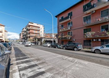 Edificio all\'aperto - Trilocale Via Armando Diaz
 
22, Catania - foto 26