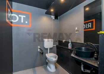 Bagno - Shop Via Sant'euplio (Largo Paisiello)
 
23, Catania - photo 4