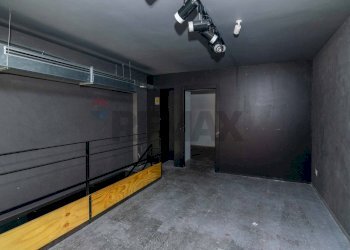 Stanza vuota - Shop Via Sant'euplio (Largo Paisiello)
 
23, Catania - photo 8