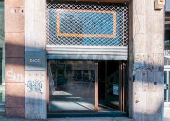 Edificio all\'aperto - Shop Via Sant'euplio (Largo Paisiello)
 
23, Catania - photo 16