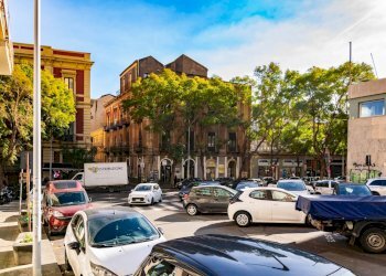 Edificio all\'aperto - Shop Via Sant'euplio (Largo Paisiello)
 
23, Catania - photo 19