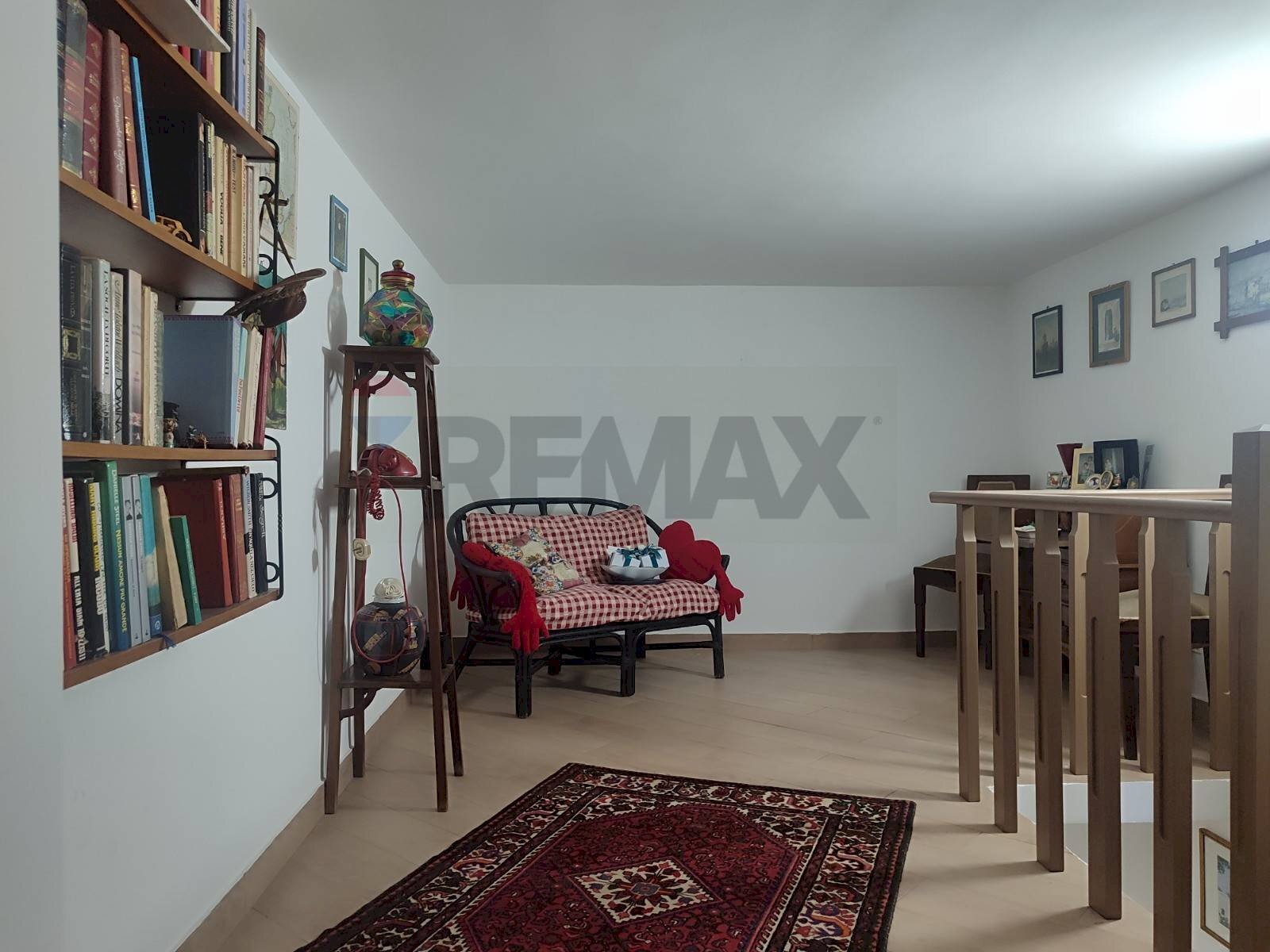 Sala da pranzo - Quadrilocale VIA BENANTI
 
41, Catania - foto 2