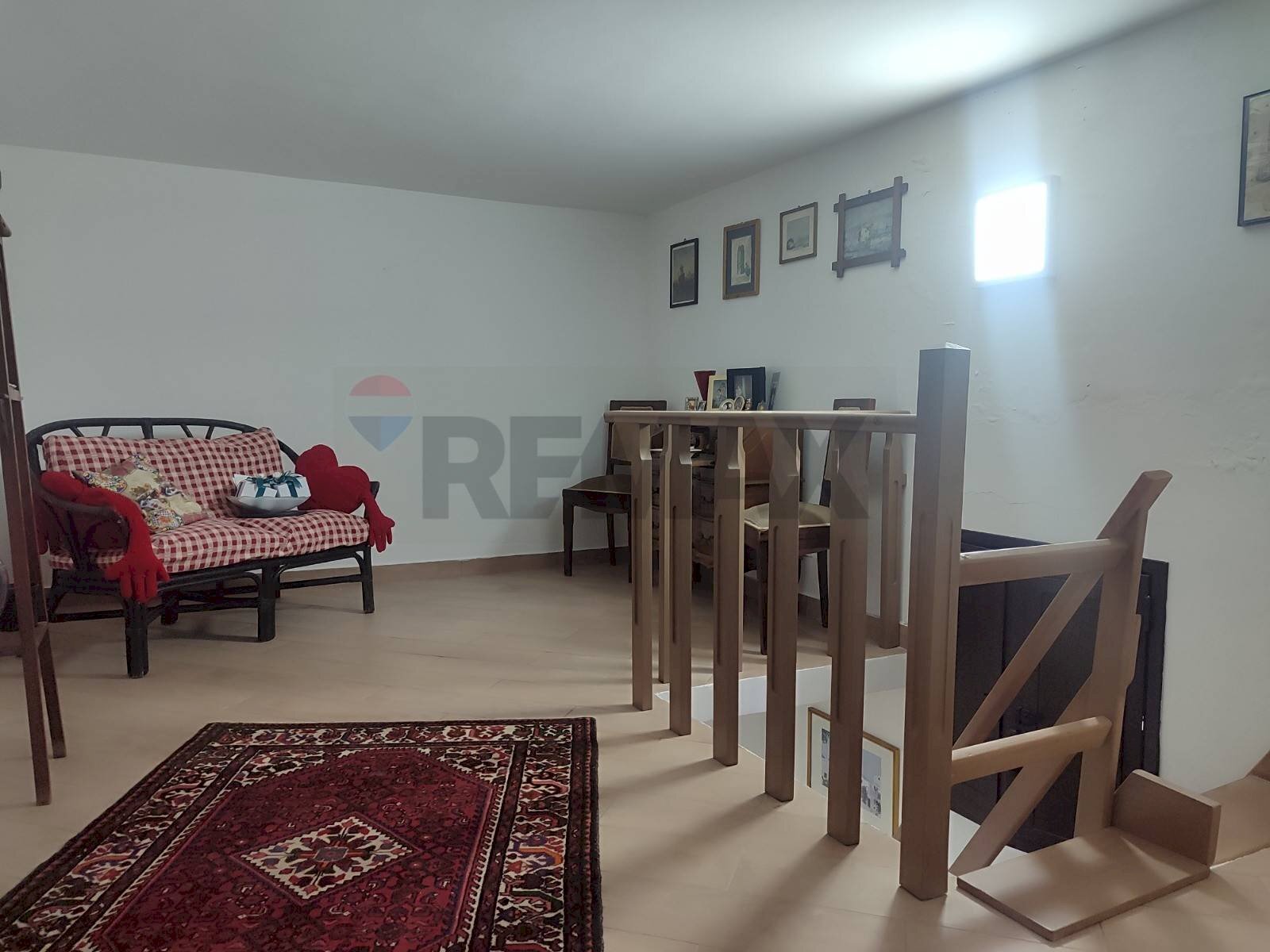 Sala da pranzo - Quadrilocale VIA BENANTI
 
41, Catania - foto 3