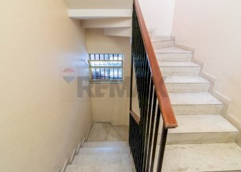 Scale - Bilocale Via Stazione
 
3, Aci Castello - foto 17