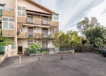 Edificio all\'aperto - Bilocale Via Stazione
 
3, Aci Castello - foto 18