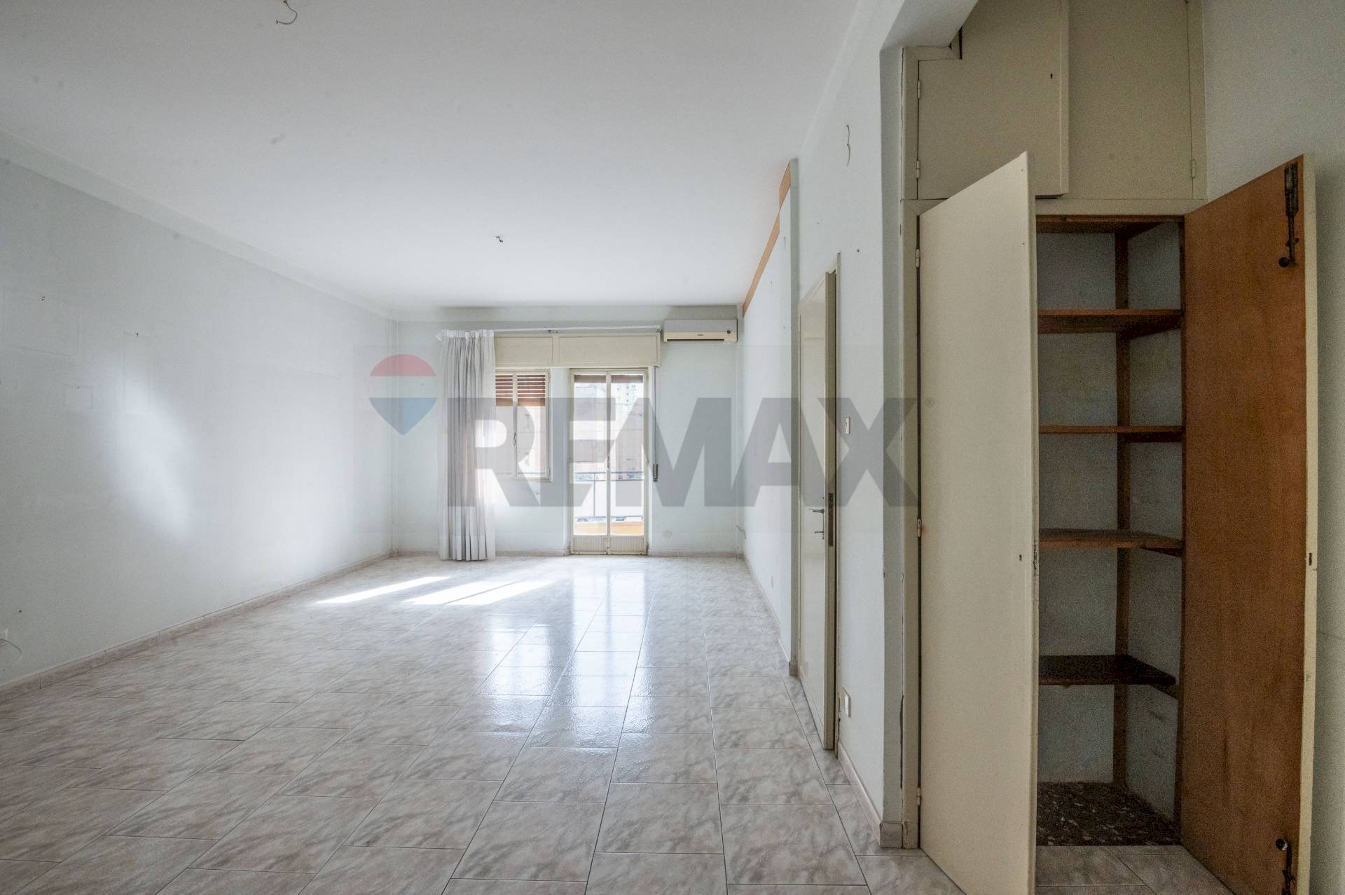 Stanza vuota - Appartamento Via Francesco Crispi
 
20, Caltagirone - foto 2