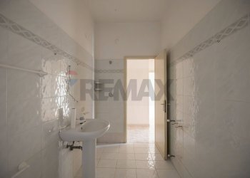 Bagno - Appartamento Via Francesco Crispi
 
20, Caltagirone - foto 14