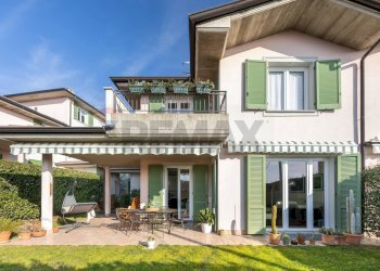 Casa all\'aperto - Semi-detached house Via Bruno Carnini
8, San Fermo della Battaglia - photo 2