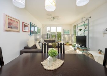 Sala da pranzo - Semi-detached house Via Bruno Carnini
8, San Fermo della Battaglia - photo 6