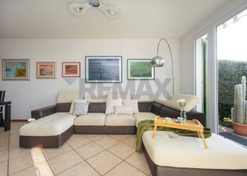 Soggiorno - Semi-detached house Via Bruno Carnini
8, San Fermo della Battaglia - photo 7