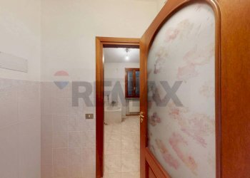 Hall / corridoio - Casa indipendente via San Maurizio al Lambro
 
186, Brugherio - foto 40