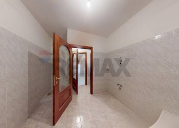 Hall / corridoio - Casa indipendente via San Maurizio al Lambro
 
186, Brugherio - foto 42