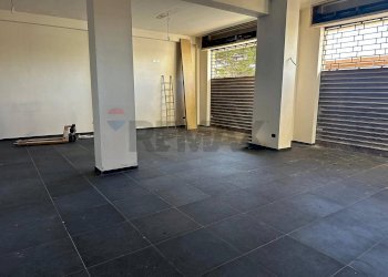 Terrazza - Locale Commerciale Via delle Murge
65, Bari - foto 4