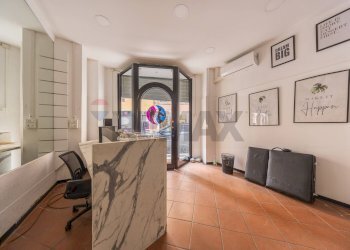 Ufficio - Negozio Via di Pie' di Marmo
 
2, Roma - foto 33