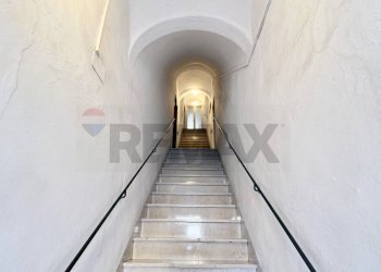 Scale - Four-room apartment Via Dogali
 
9, Empoli - photo 4