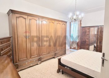 Camera / camera da letto - Four-room apartment Via Dogali
 
9, Empoli - photo 17