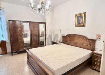 Camera / camera da letto - Four-room apartment Via Dogali
 
9, Empoli - photo 18