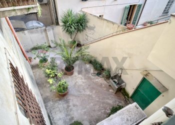 Terrazza - Four-room apartment Via Dogali
 
9, Empoli - photo 21