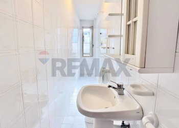 Bagno - Four-room apartment Via Dogali
 
9, Empoli - photo 24