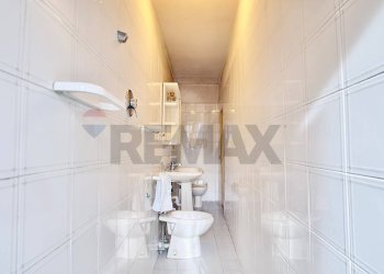 Bagno - Four-room apartment Via Dogali
 
9, Empoli - photo 26
