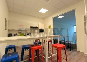 Sala da pranzo - Office via dell'industria, Montelupo Fiorentino - photo 13