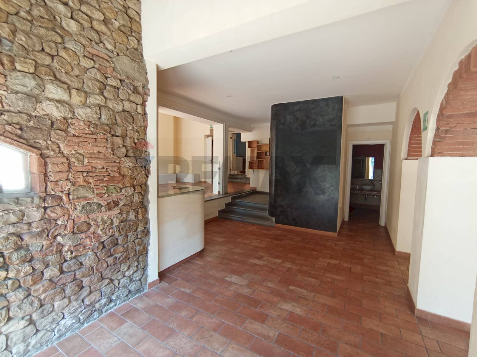 Hall / corridoio - Commercial Premises Montelupo Fiorentino - photo 3