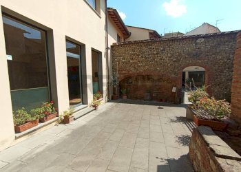 Terrazza - Locale Commerciale Montelupo Fiorentino - foto 1