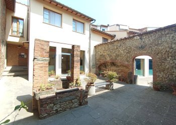 Casa all\'aperto - Locale Commerciale Montelupo Fiorentino - foto 2