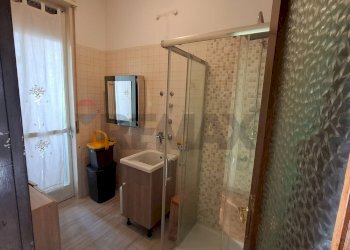 Bagno - Quadrilocale via Ustica
 
15, Catania - foto 16