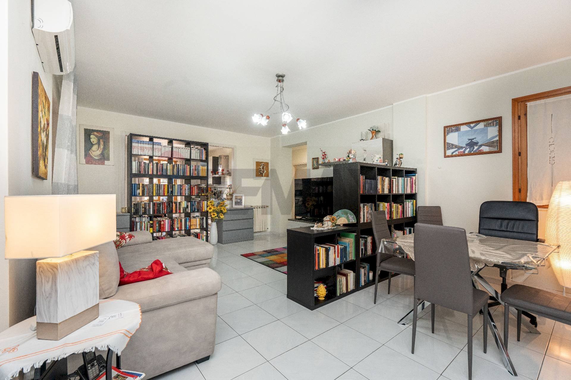 Sala da pranzo - Appartamento Via XX Settembre
 
201, Motta Sant'Anastasia - foto 2