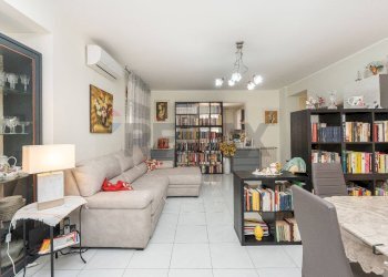 Sala da pranzo - Appartamento Via XX Settembre
201, Motta Sant'Anastasia - foto 1