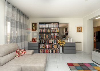 Soggiorno - Appartamento Via XX Settembre
201, Motta Sant'Anastasia - foto 4