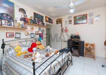 Camera / camera da letto - Appartamento Via XX Settembre
201, Motta Sant'Anastasia - foto 9