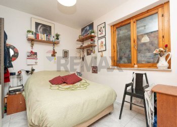 Camera / camera da letto - Appartamento Via XX Settembre
201, Motta Sant'Anastasia - foto 8