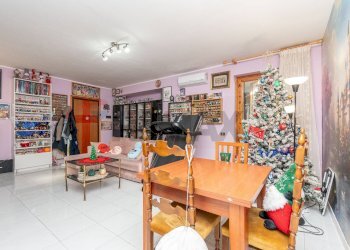 Sala da pranzo - Appartamento Via XX Settembre
201, Motta Sant'Anastasia - foto 3