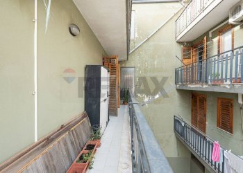 Balcone - Appartamento Via XX Settembre
201, Motta Sant'Anastasia - foto 15