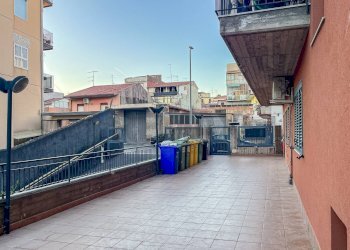 Terrazza - Quadrilocale Via Maria Gianni
 
40, Catania - foto 32