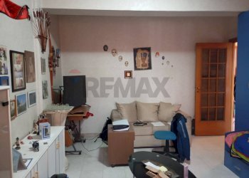 Soggiorno - Trilocale Via Goito
 
48, Catania - foto 1