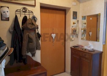 Hall / corridoio - Trilocale Via Goito
 
48, Catania - foto 2